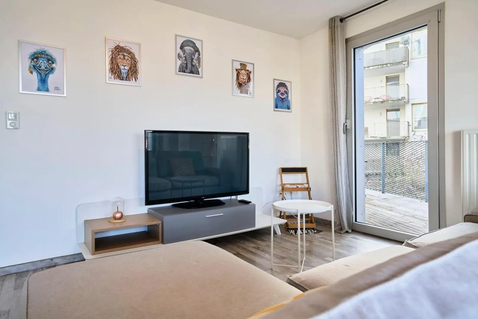 Appartement Proche Metro & 2 Balcons + Parking Rijsel